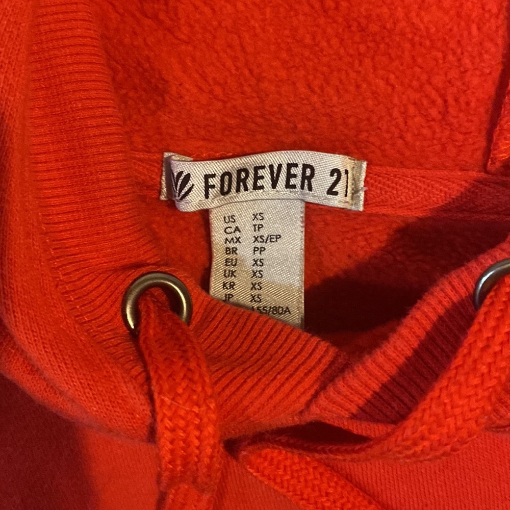 Forever 21 - Picture 2 of 2